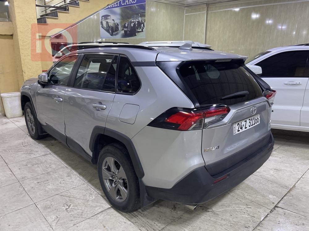 تويوتا راف 4